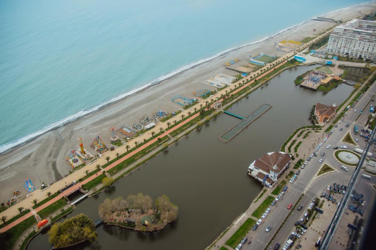 Premium Aparthotel With Sea View Μπατούμι Εξωτερικό φωτογραφία