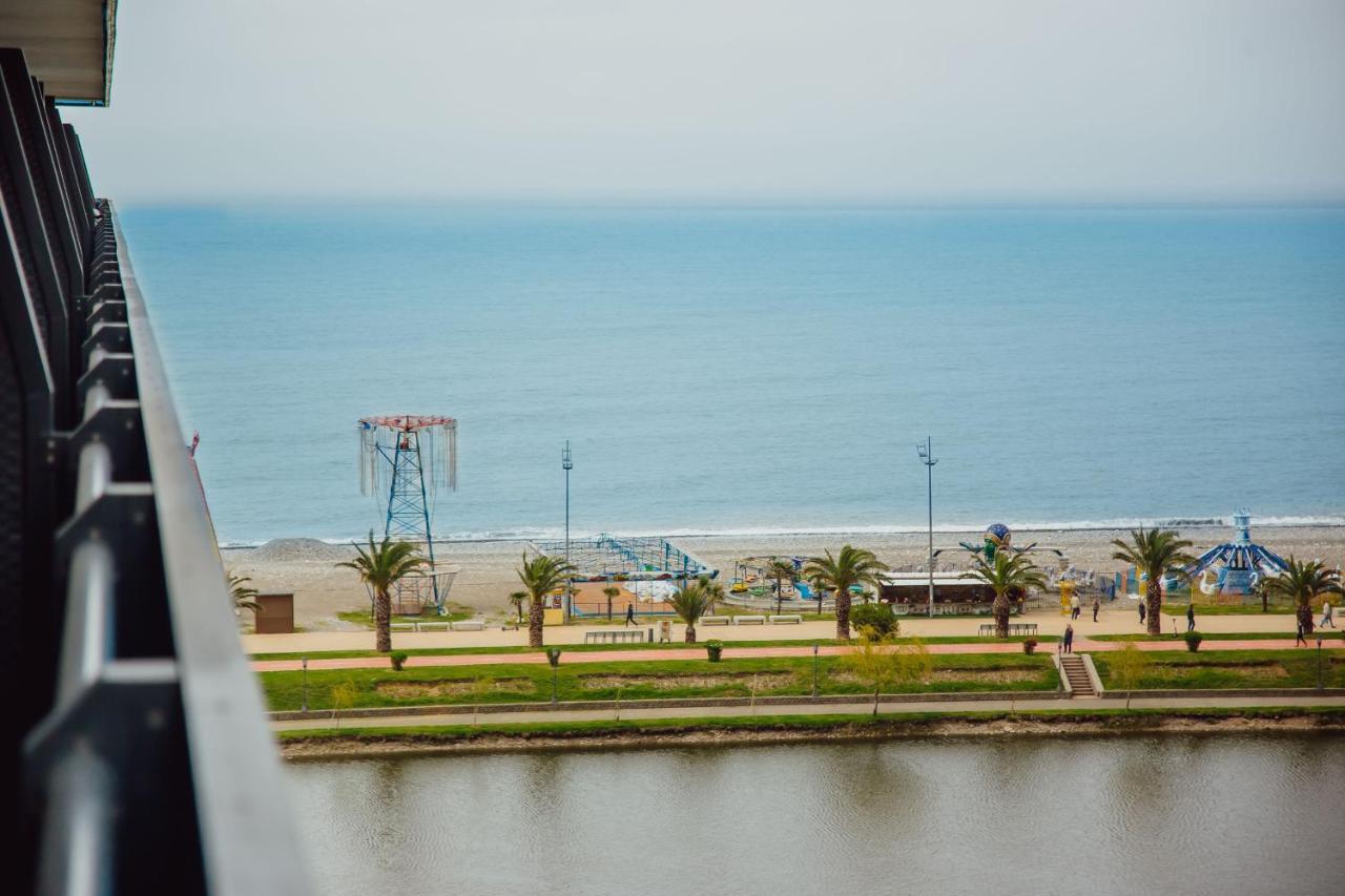 Premium Aparthotel With Sea View Μπατούμι Εξωτερικό φωτογραφία