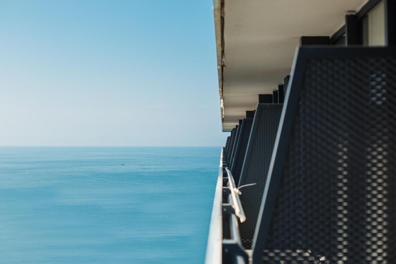 Premium Aparthotel With Sea View Μπατούμι Εξωτερικό φωτογραφία